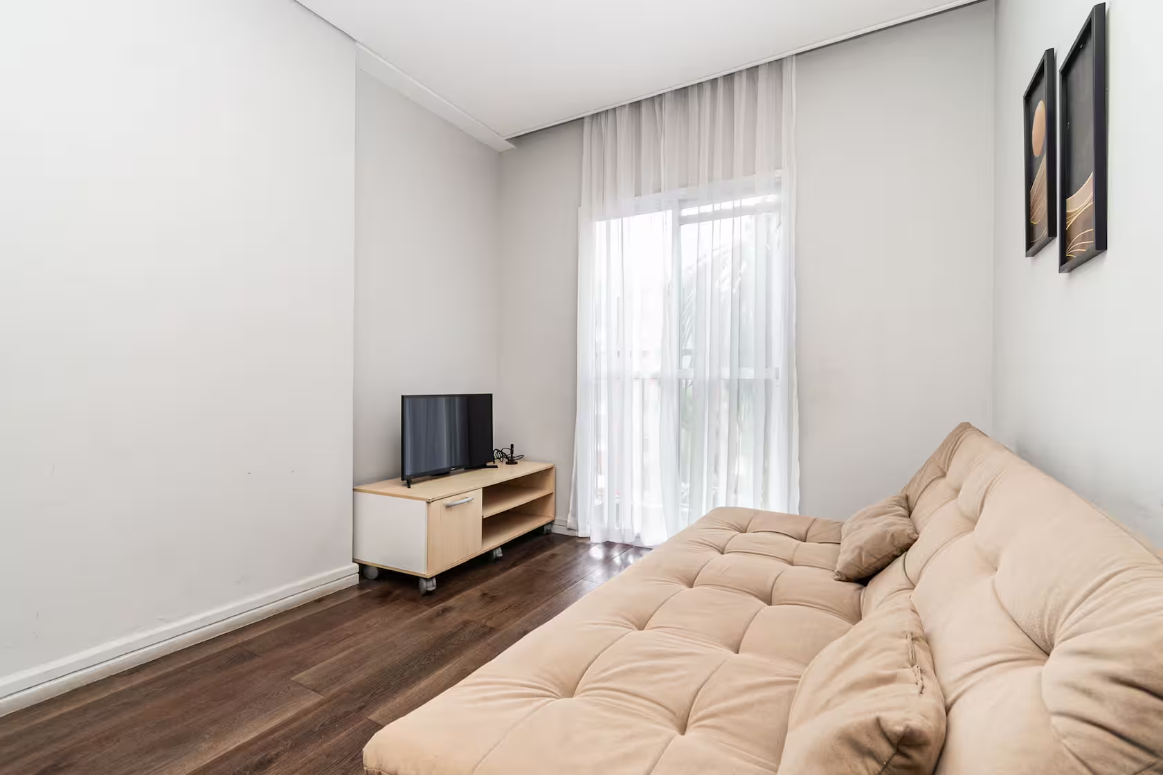 Ruas e entorno do apartamento The Standard em Santa Cecília, São Paulo